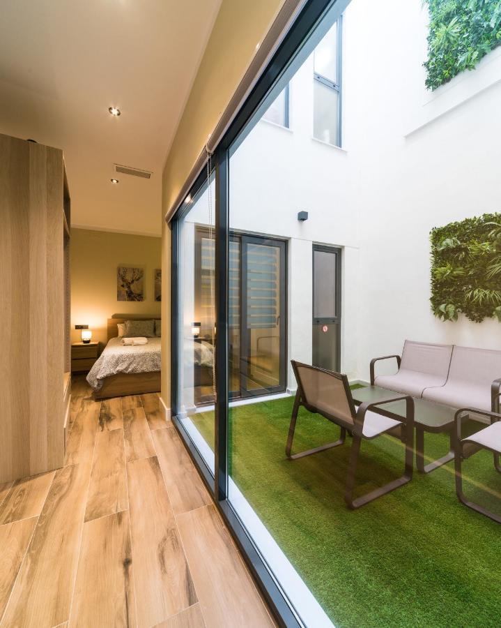 Seville Luxury Downtown Suite Exterior photo